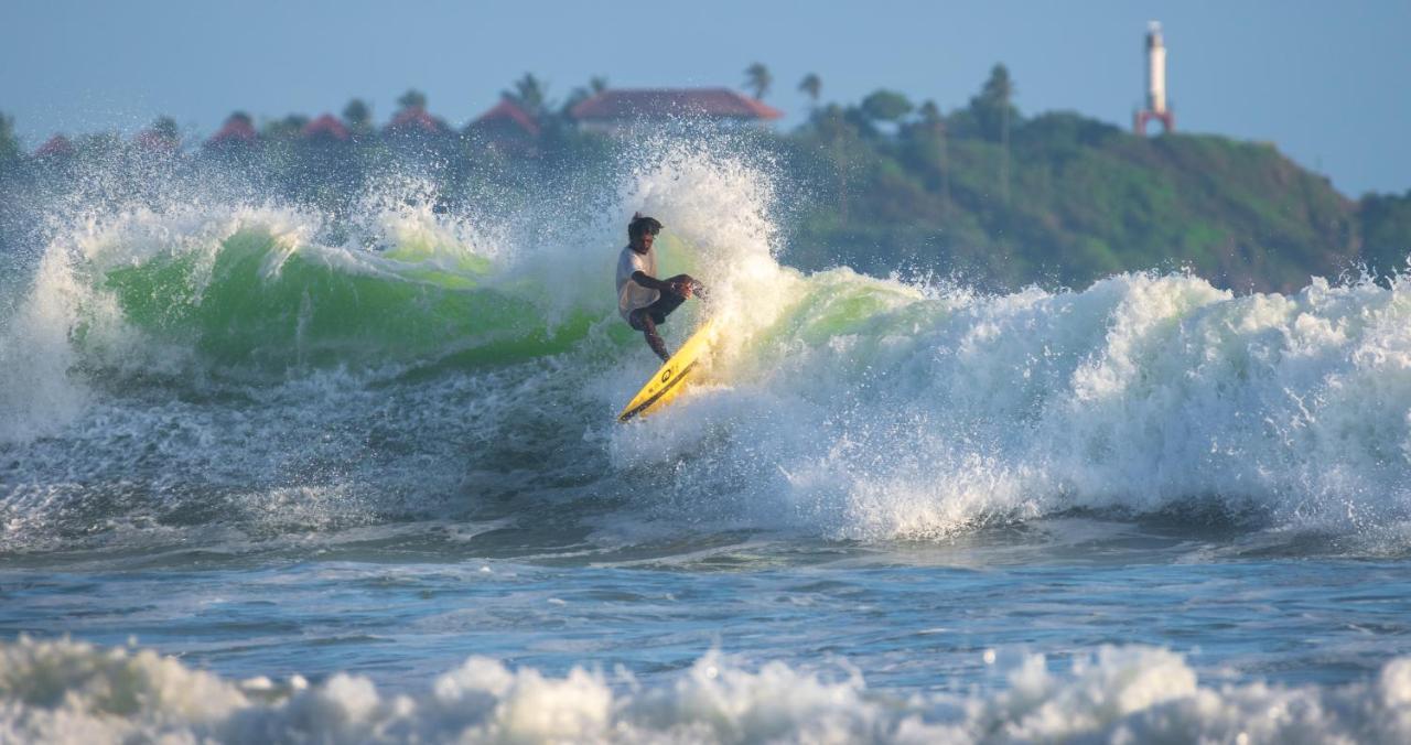 Hotel Surf'N Lanka - Surf School Weligama Esterno foto